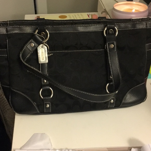 Coach bag! - Picture 1 of 4